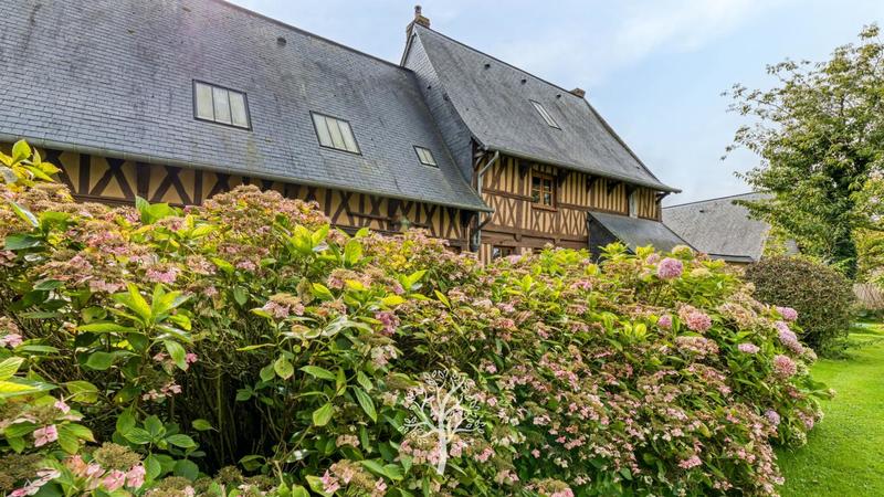 Manoir - 210 m² - 5 pièces