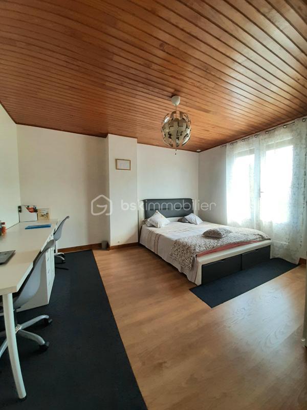 Maison de village - 202 m² - 7 pièces