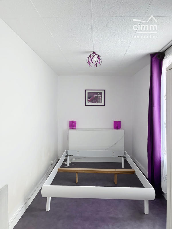 Maison traditionnelle - 159 m² - 4 pièces