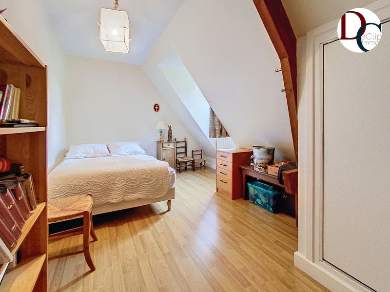 Maison - 193 m² - 7 pièces