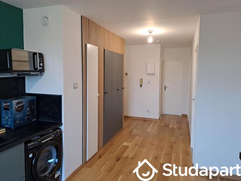 Chambre - 13 m² - 1 pièce