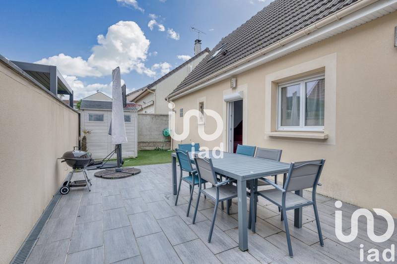 Maison - 98 m² - 4 pièces