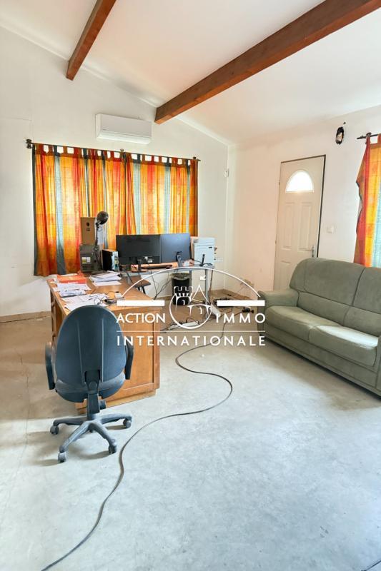 Hangar - 400 m² - 3 pièces