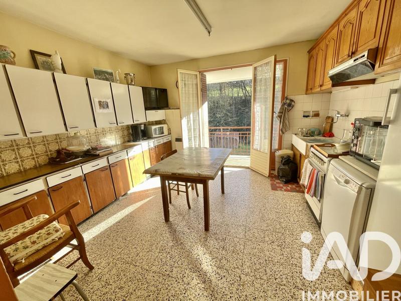 Maison - 105 m² - 5 pièces