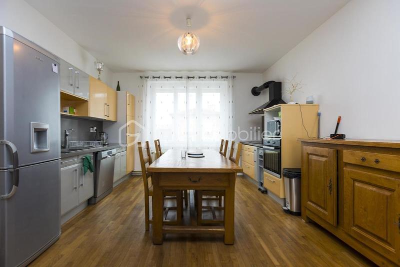 Maison - 159 m² - 6 pièces