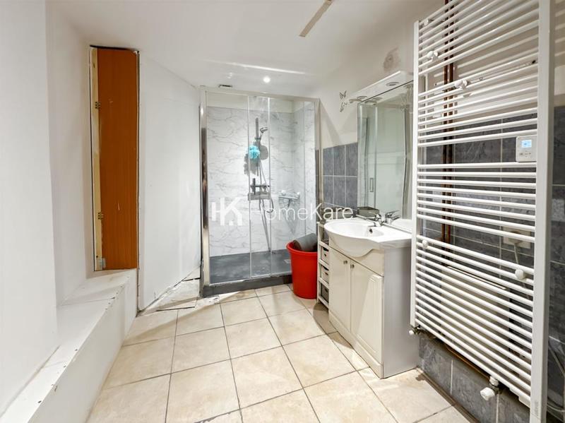 Maison - 170 m² - 5 pièces