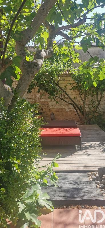 Maison - 240 m² - 8 pièces