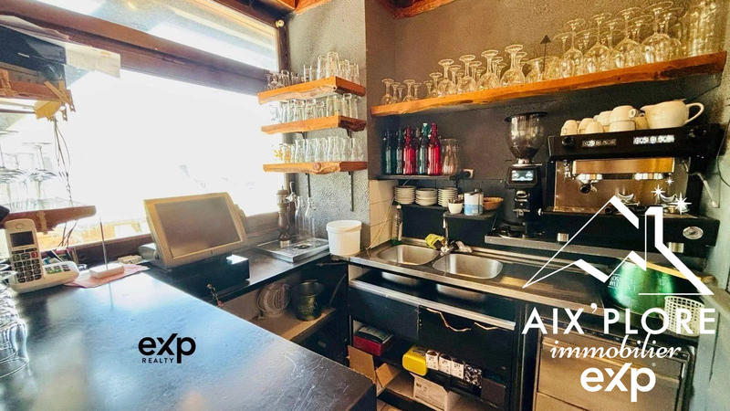 Fonds de commerce - 102 m²