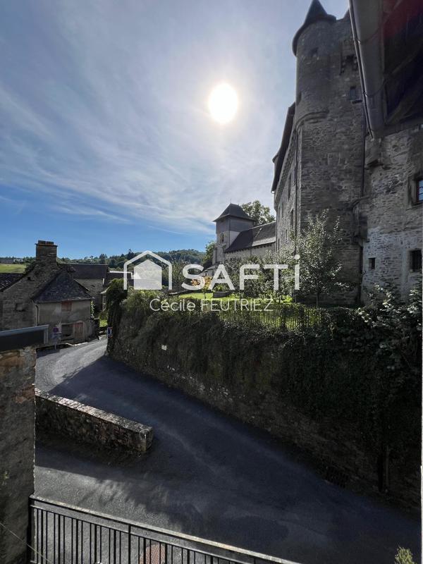 Maison - 150 m² - 7 pièces