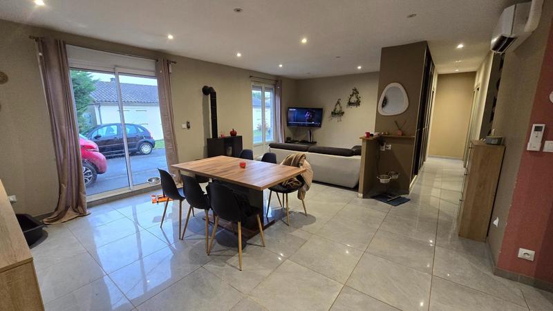 Maison - 95 m² - 4 pièces