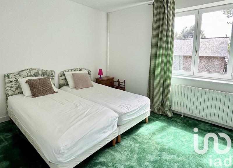 Maison - 260 m² - 7 pièces