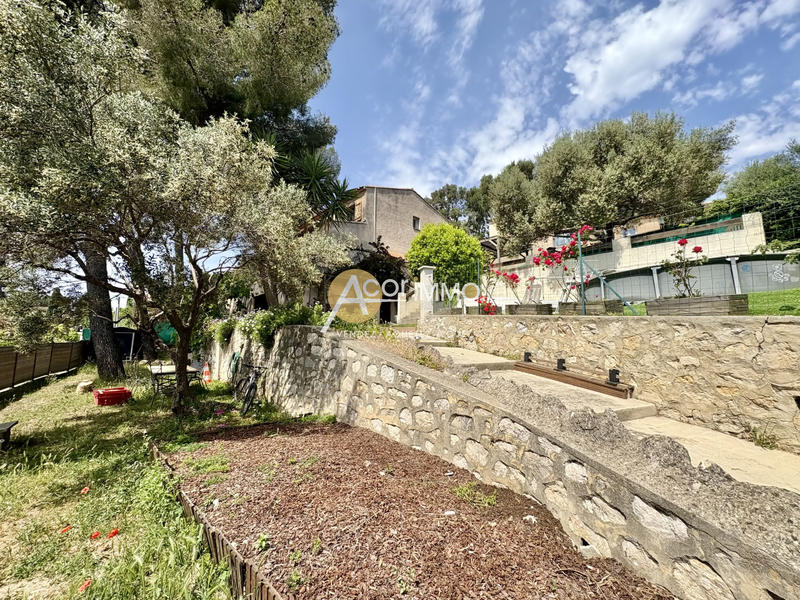 Maison - 112 m² - 4 pièces