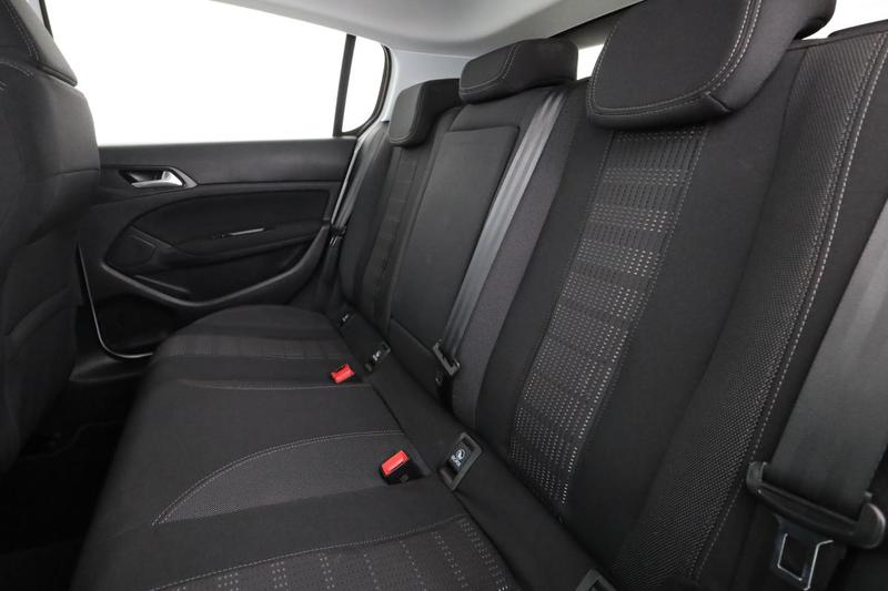 Peugeot 308 1.6 Blue-HDi Allure Eat6 120 ch