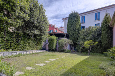 Maison - 200 m² - 7 pièces