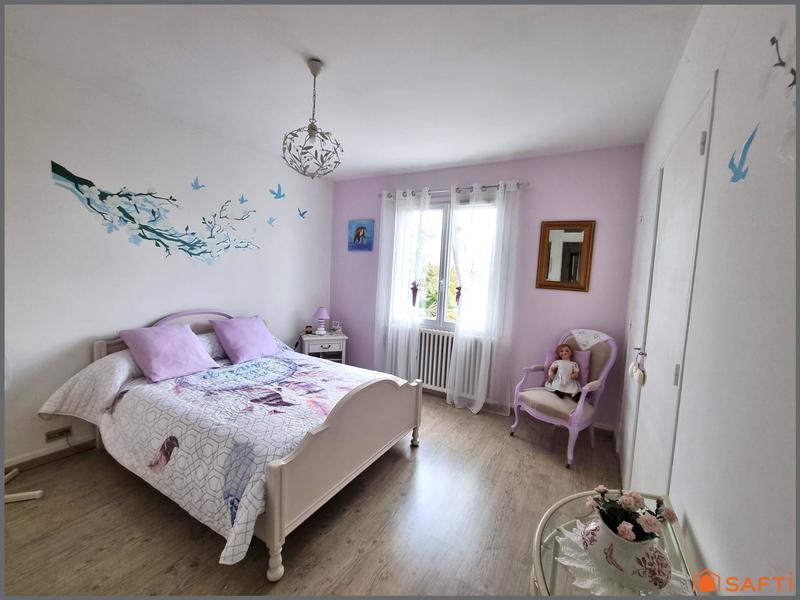 Maison - 218 m² - 9 pièces