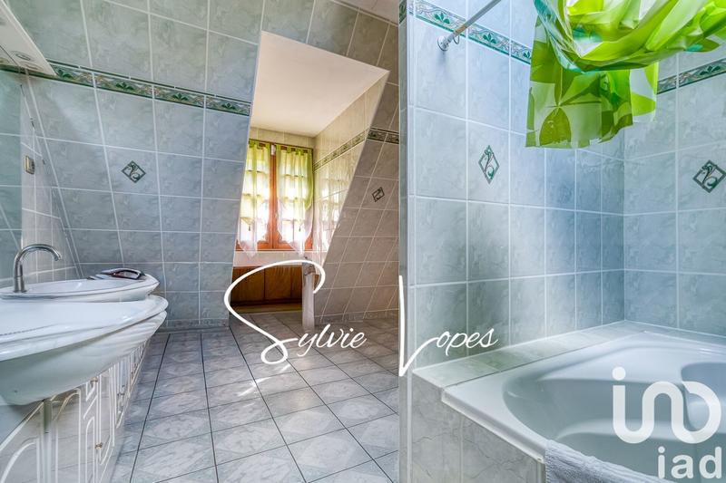 Maison - 160 m² - 7 pièces