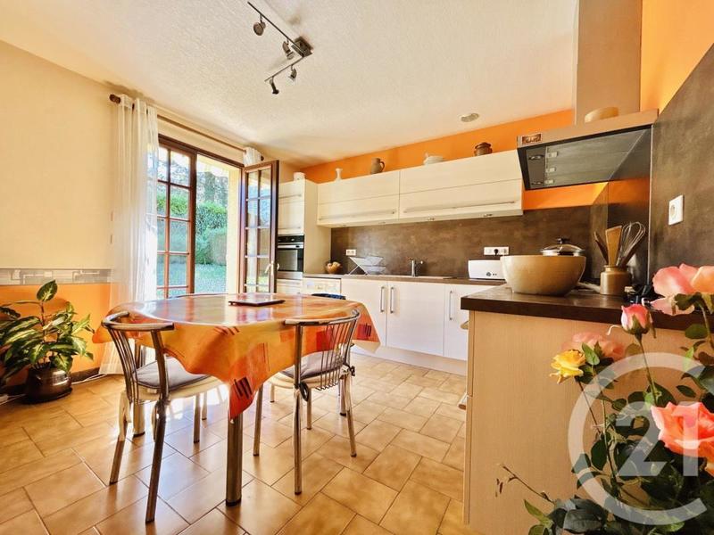 Maison de ville - 90 m² - 6 pièces