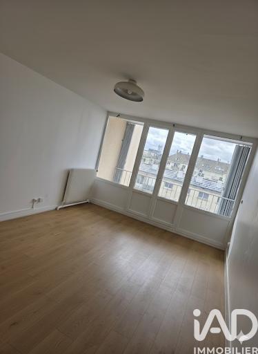 Appartement - 75 m² - 3 pièces