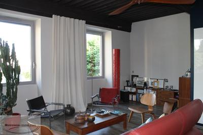 Appartement - 150 m² - 3 pièces