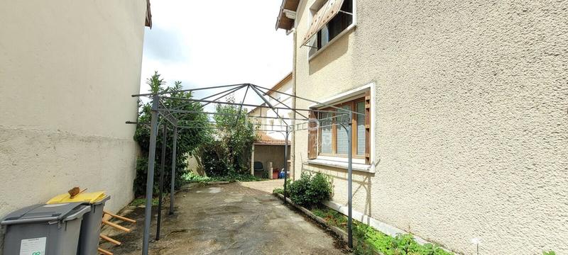 Maison - 84 m² - 4 pièces