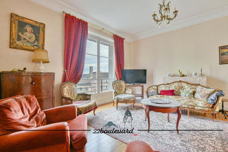 Appartement - 96 m² - 4 pièces