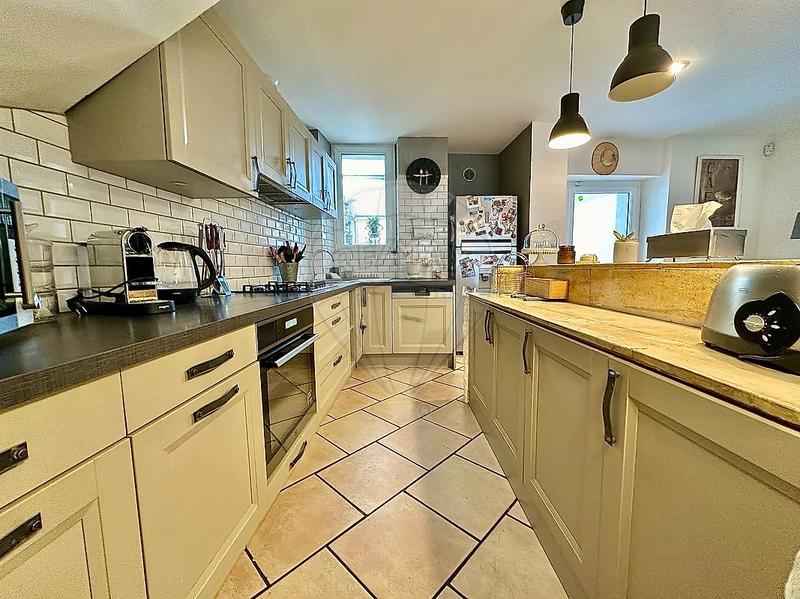 Maison - 120 m² - 7 pièces