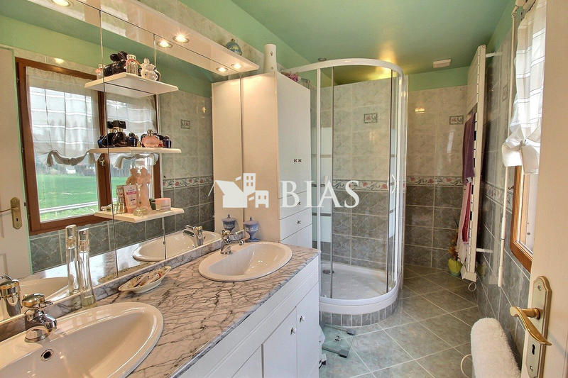 Maison ancienne - 138 m² - 4 pièces