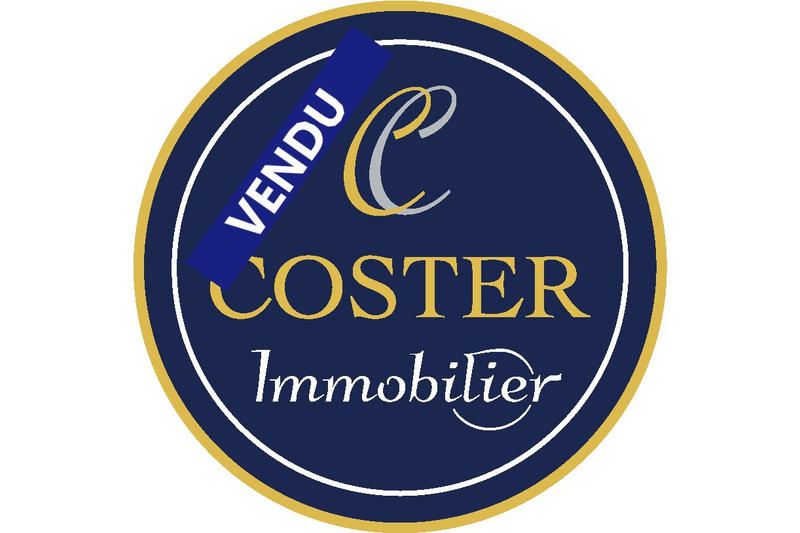 Maison - 220 m² - 8 pièces