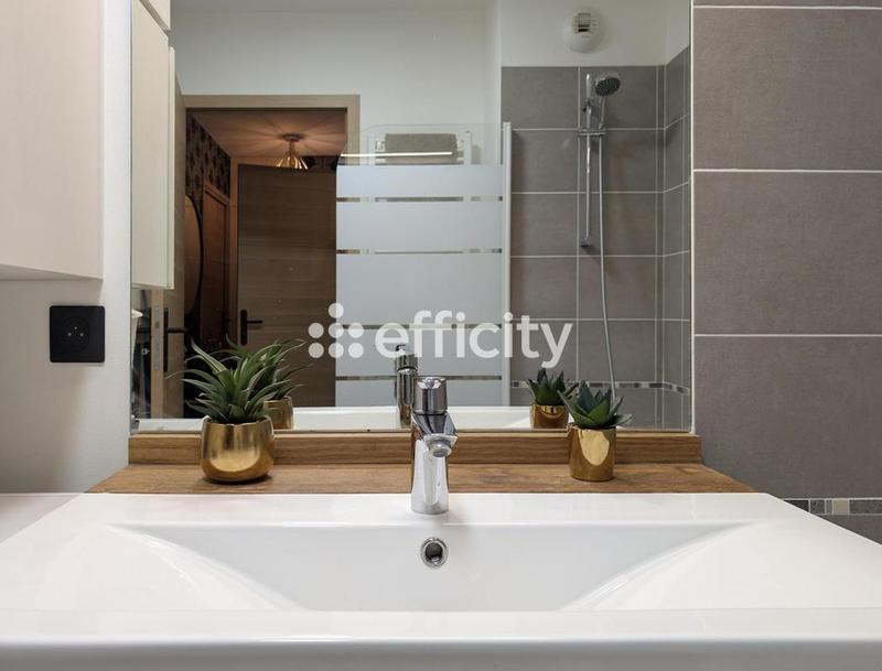 Appartement - 48 m² - 2 pièces