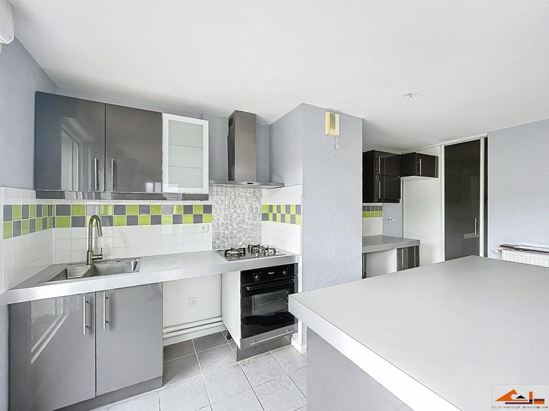 Appartement - 105 m² - 5 pièces