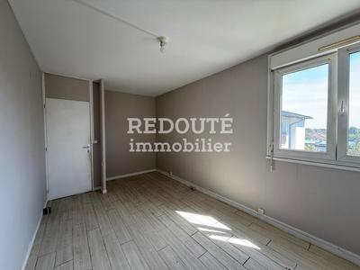 Appartement - 76 m² - 4 pièces