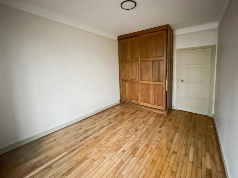 Maison - 263 m² - 8 pièces