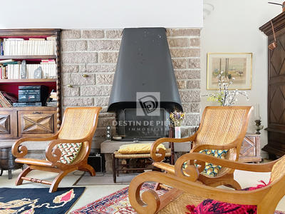 Maison - 190 m² - 9 pièces