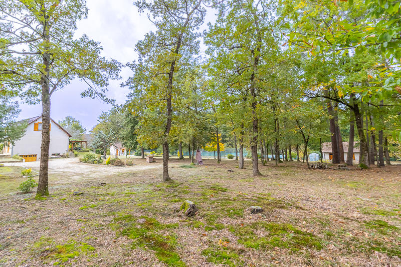 Maison - 137 m² - 6 pièces