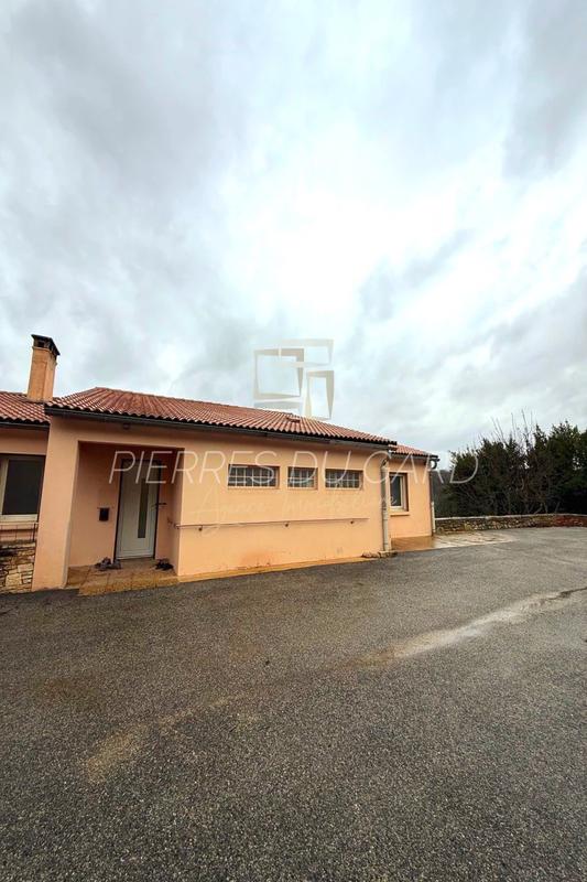Local commercial - 285 m²