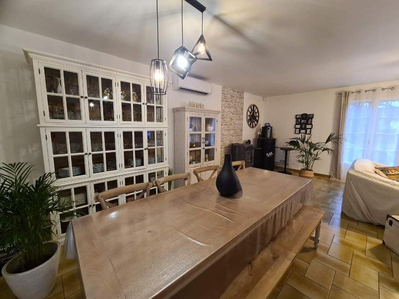 Maison - 106 m² - 5 pièces