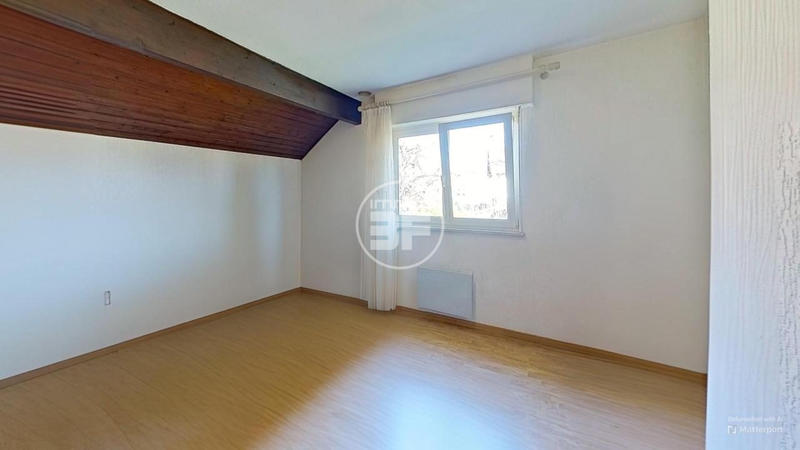 Maison - 96 m² - 5 pièces