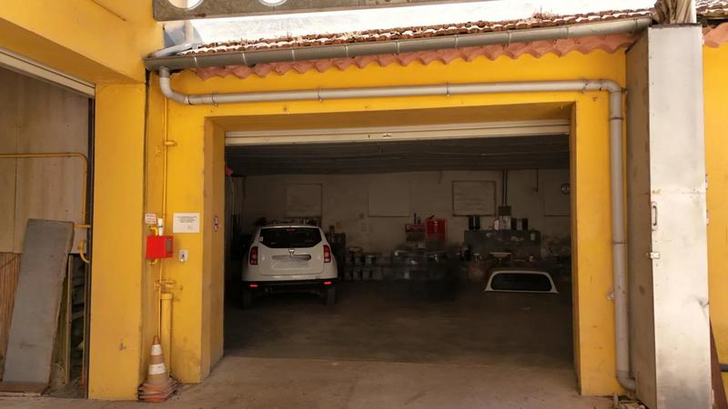 Immeuble - 1 781 m² - 9 pièces