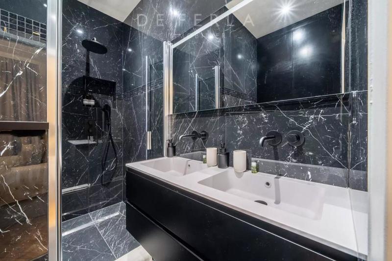 Appartement - 147 m² - 6 pièces