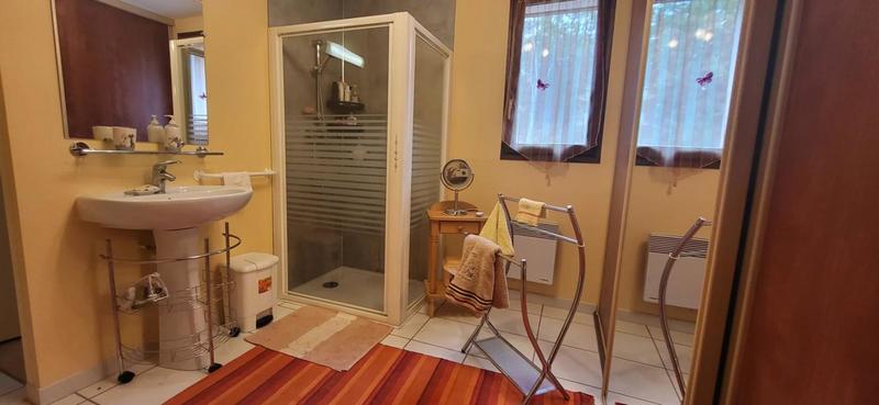 Maison d'architecte - 220 m² - 7 pièces