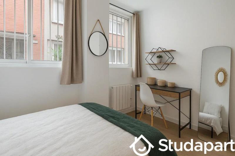 Chambre - 11 m² - 1 pièce