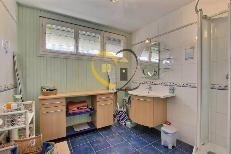 Maison de ville - 92 m² - 5 pièces