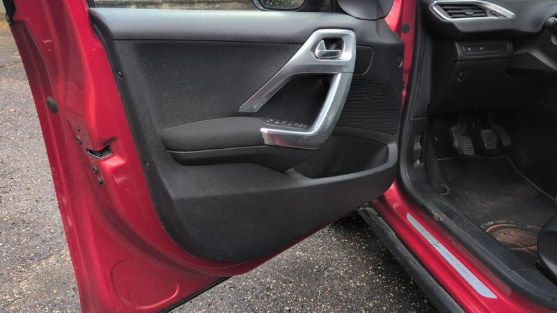 Peugeot 2008 Crossway I 1.2 PureTech 110