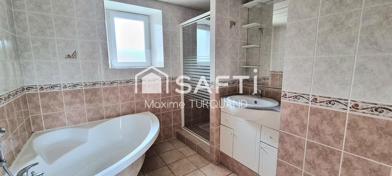 Maison - 180 m² - 7 pièces