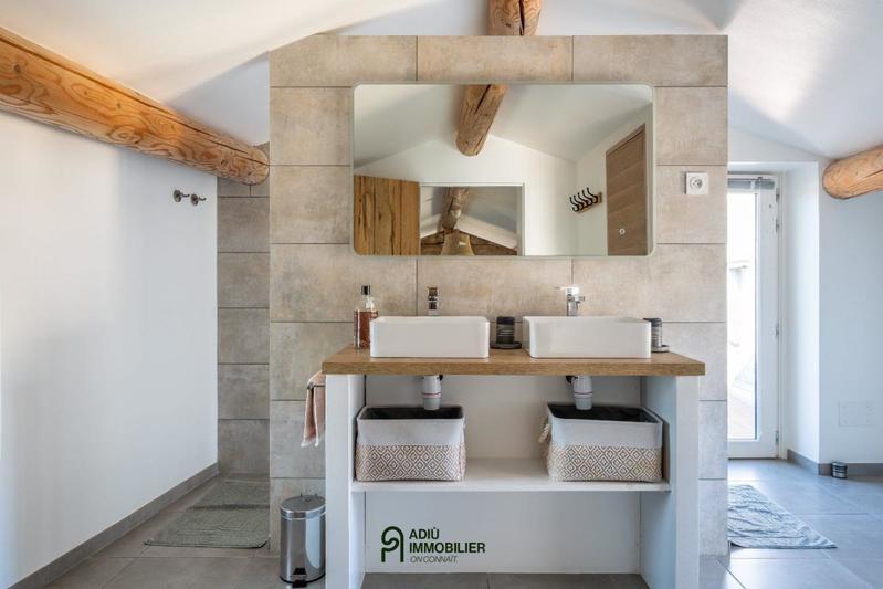 Mas - 350 m² - 9 pièces