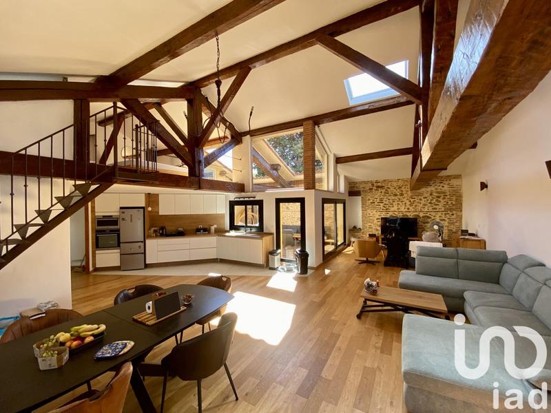 Maison - 200 m² - 6 pièces