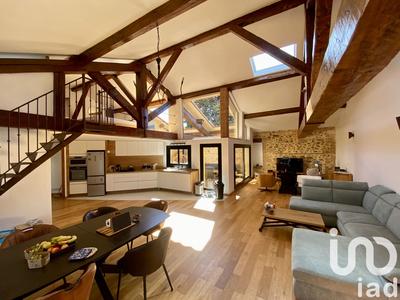 Maison - 200 m² - 6 pièces