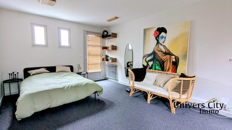 Maison - 284 m² - 11 pièces