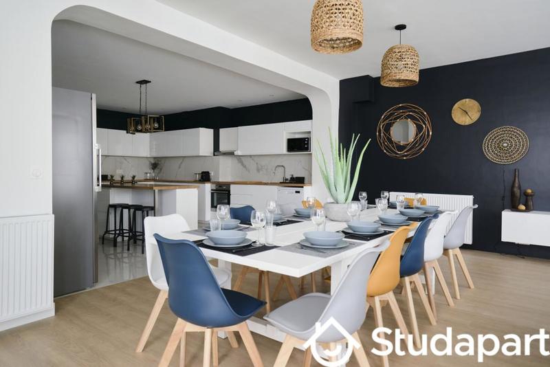 Chambre - 14 m² - 1 pièce