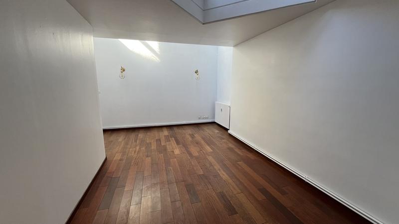 Appartement - 80 m² - 3 pièces